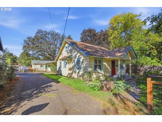 260 N GRAND St, Eugene, OR 97402
