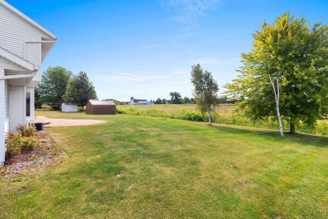 2820 BLUE SPRUCE DRIVE, Green Bay, WI 54311