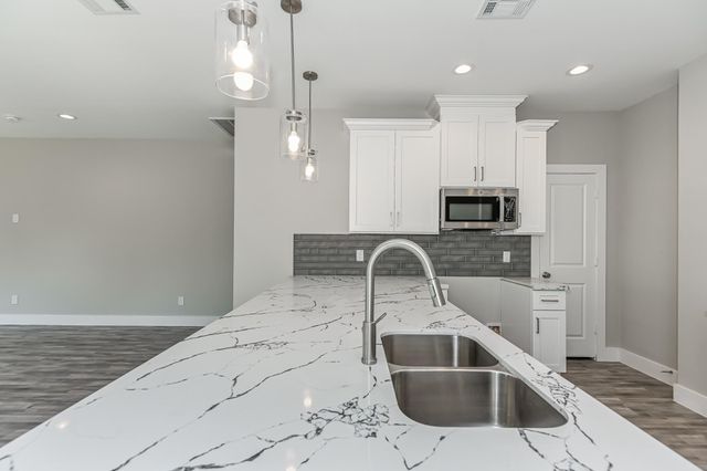 3547 Dreyfus Street, Houston, TX 77021