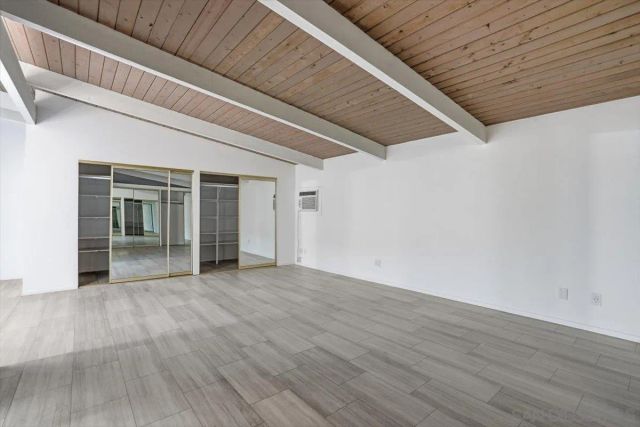 4985 Pacifica, San Diego, CA 92109