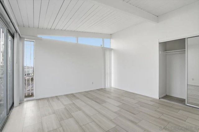 4985 Pacifica, San Diego, CA 92109