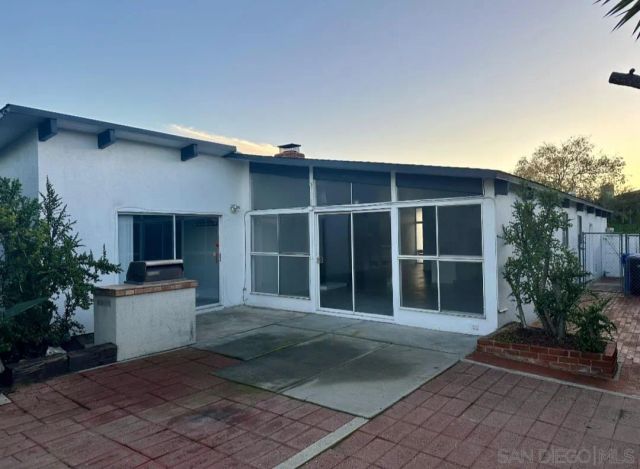 4985 Pacifica, San Diego, CA 92109