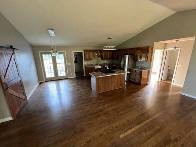 200 Castle Drive, Jasper, TN 37347