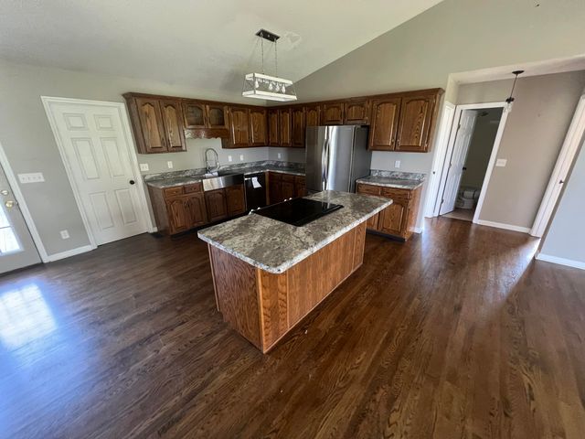 200 Castle Drive, Jasper, TN 37347