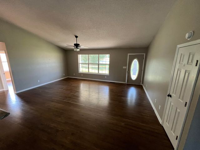 200 Castle Drive, Jasper, TN 37347
