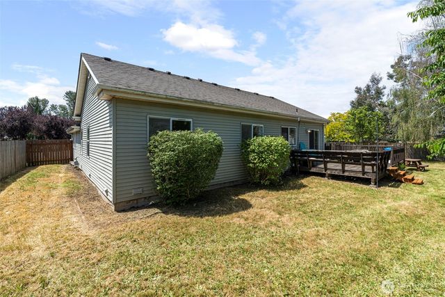 501 Belfair Court SW, Orting, WA 98360