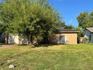 16607 Barcelona Drive, Friendswood, TX 77546