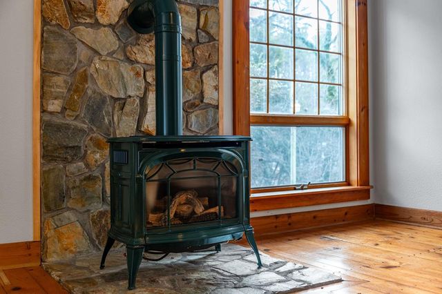 102 Captains Cove, Blairsville, GA 30512