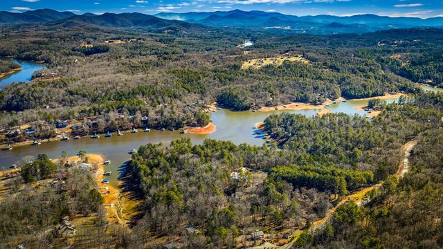 102 Captains Cove, Blairsville, GA 30512