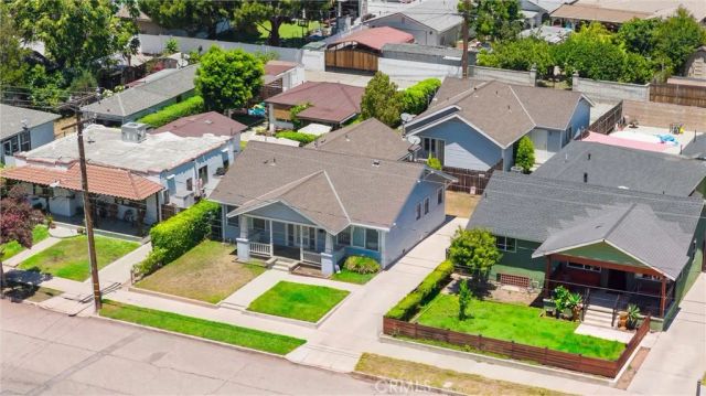 1451 3rd Street, La Verne, CA 91750