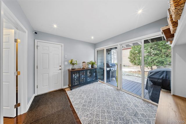 8538 Island Boulevard, Grosse Ile Township, MI 48138