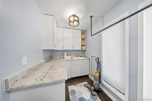 8538 Island Boulevard, Grosse Ile Township, MI 48138