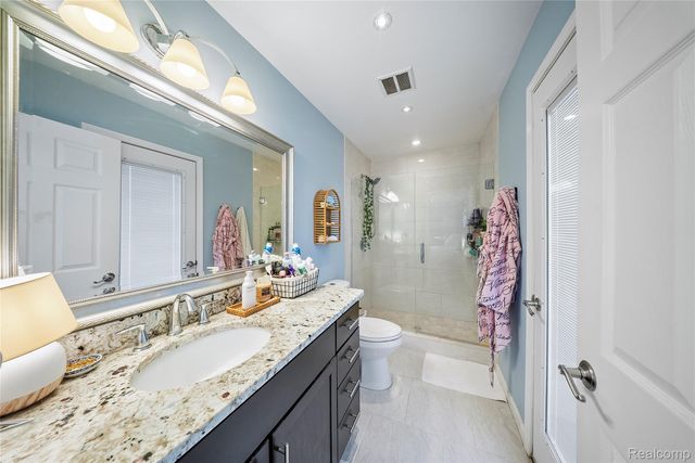 8538 Island Boulevard, Grosse Ile Township, MI 48138