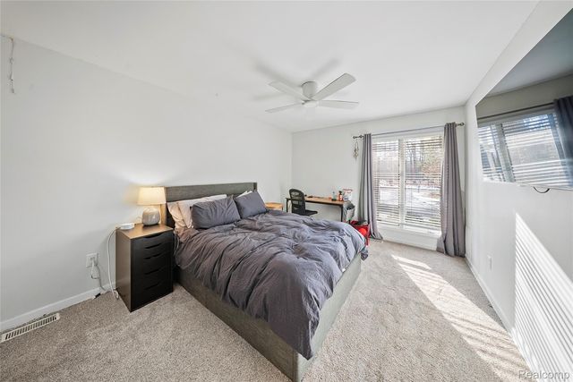 8538 Island Boulevard, Grosse Ile Township, MI 48138