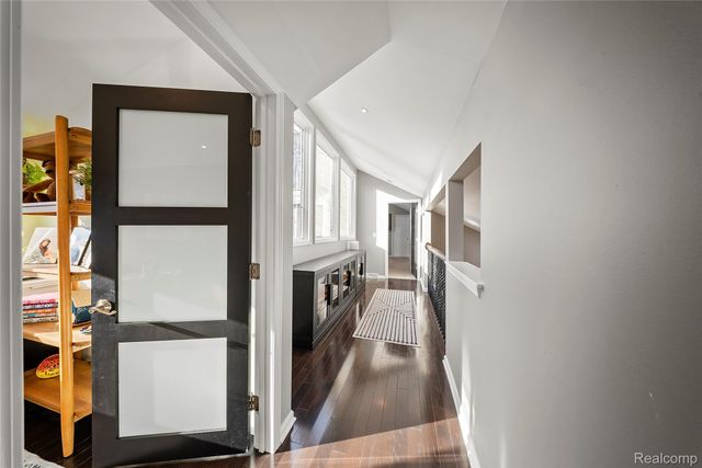 8538 Island Boulevard, Grosse Ile Township, MI 48138