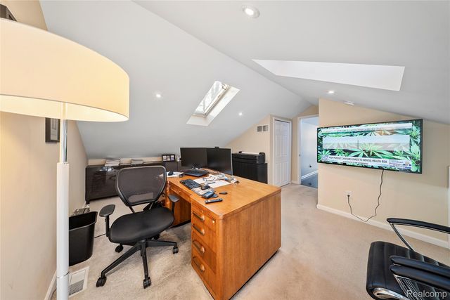 8538 Island Boulevard, Grosse Ile Township, MI 48138