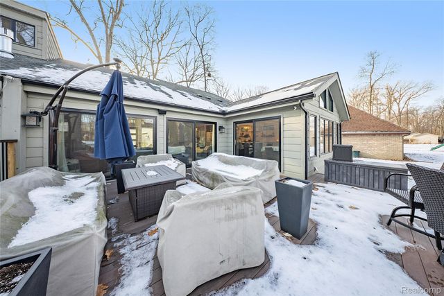 8538 Island Boulevard, Grosse Ile Township, MI 48138