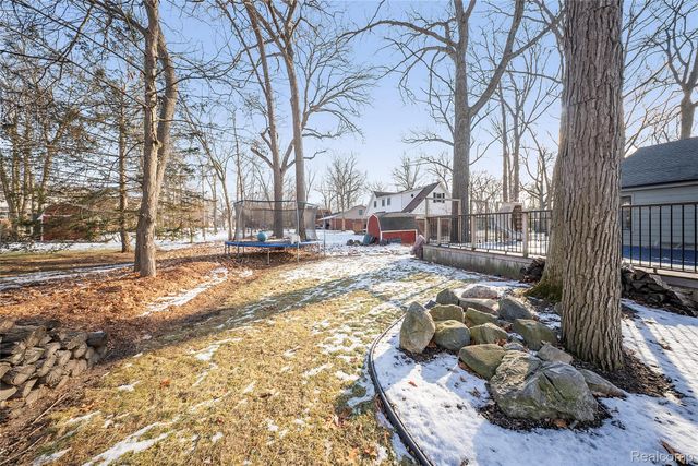8538 Island Boulevard, Grosse Ile Township, MI 48138