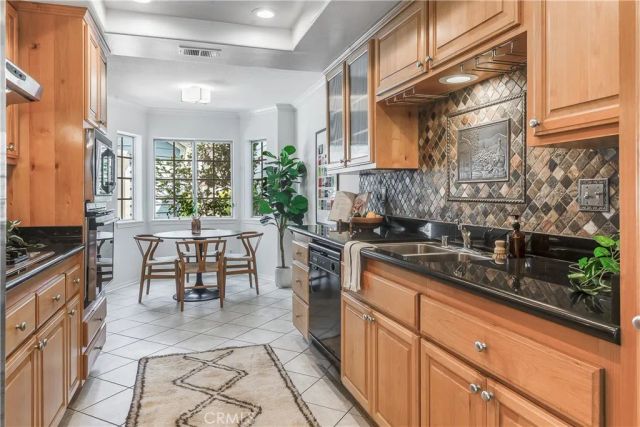 630 Wakefield Court 102, Long Beach, CA 90803