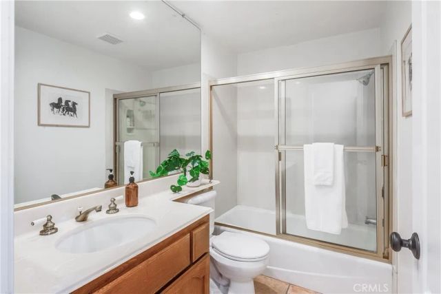 630 Wakefield Court 102, Long Beach, CA 90803