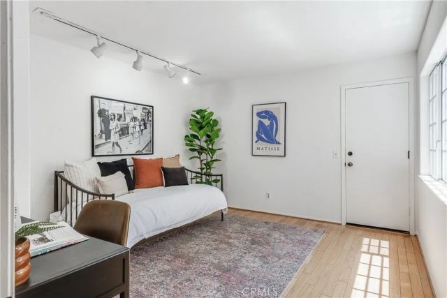630 Wakefield Court 102, Long Beach, CA 90803
