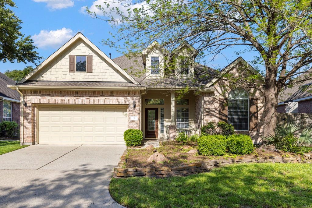 31 E Royal Mews, The Woodlands, TX 77384