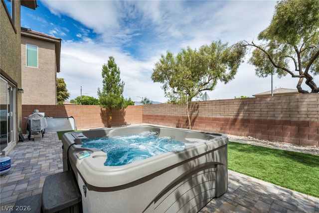 7630 Phoenix Peak Street, Las Vegas, NV 89166