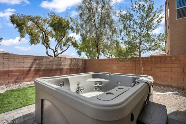 7630 Phoenix Peak Street, Las Vegas, NV 89166