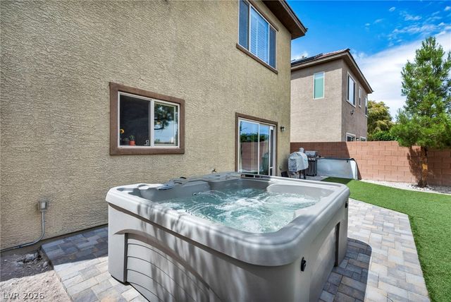 7630 Phoenix Peak Street, Las Vegas, NV 89166
