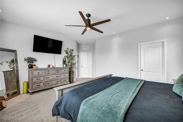 7630 Phoenix Peak Street, Las Vegas, NV 89166