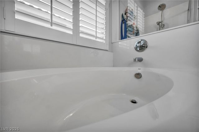 7630 Phoenix Peak Street, Las Vegas, NV 89166