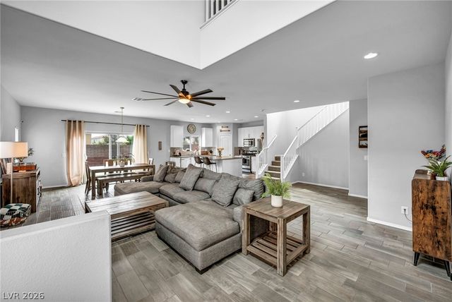 7630 Phoenix Peak Street, Las Vegas, NV 89166