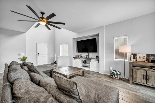 7630 Phoenix Peak Street, Las Vegas, NV 89166