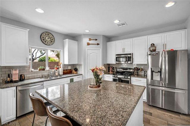 7630 Phoenix Peak Street, Las Vegas, NV 89166
