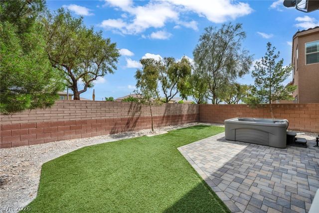 7630 Phoenix Peak Street, Las Vegas, NV 89166