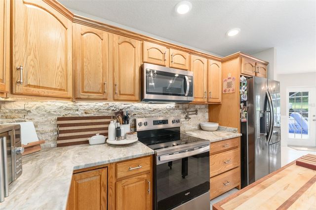 9095 SW 9TH TERRACE, Ocala, FL 34476