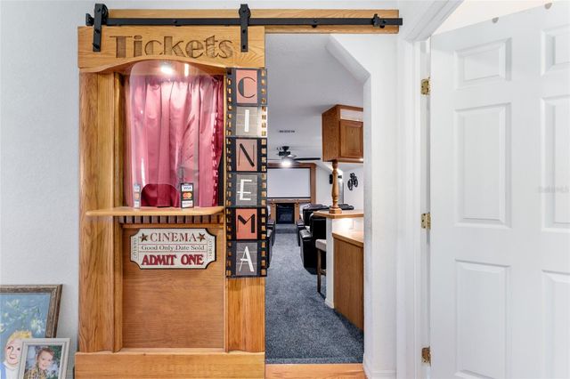 9095 SW 9TH TERRACE, Ocala, FL 34476