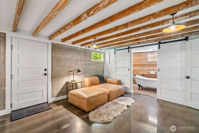 1705 N 82nd Street, Seattle, WA 98103