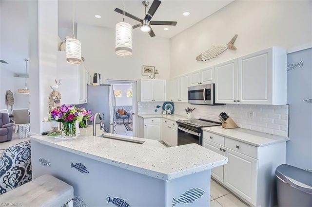 15131 Royal Windsor LN 2004, Fort Myers, FL 33919