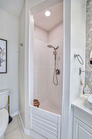 15131 Royal Windsor LN 2004, Fort Myers, FL 33919