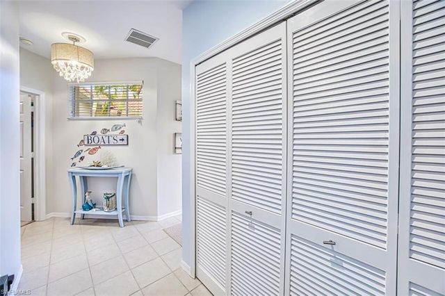 15131 Royal Windsor LN 2004, Fort Myers, FL 33919