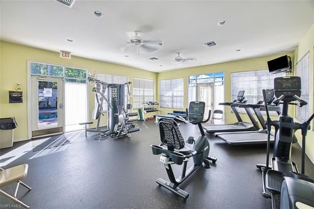 15131 Royal Windsor LN 2004, Fort Myers, FL 33919