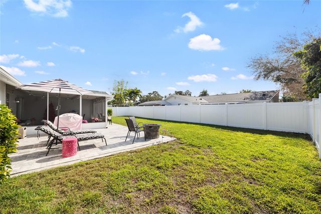 13454 HACIENDA DRIVE, Largo, FL 33774