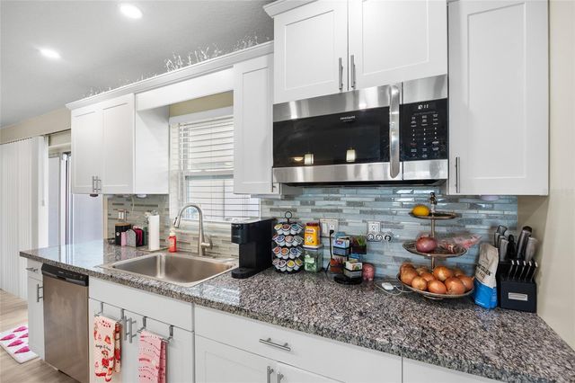 13454 HACIENDA DRIVE, Largo, FL 33774