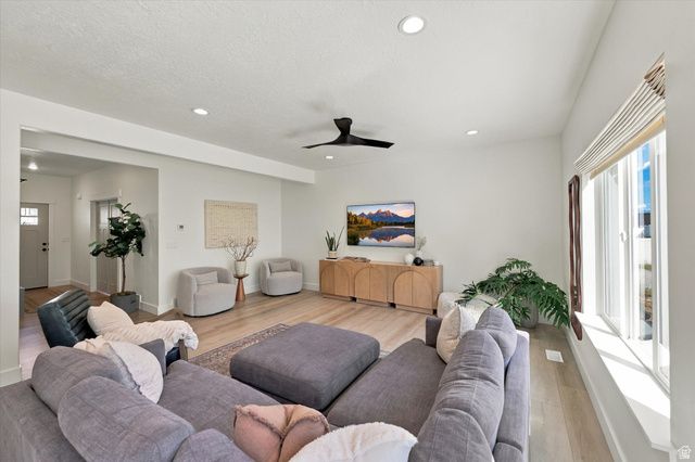 119 S 940 E, Santaquin, UT 84655