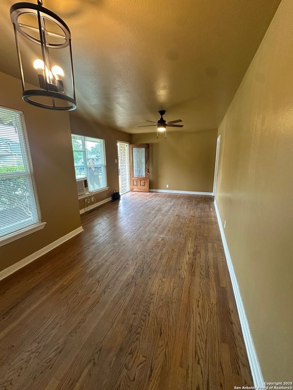 218 Chelsea, San Antonio, TX 78213