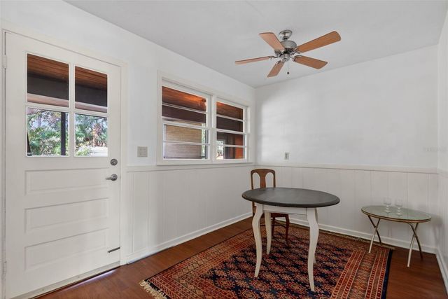 6338 BEECHWOOD AVENUE, Sarasota, FL 34231