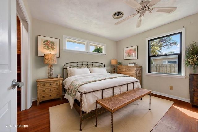 6338 BEECHWOOD AVENUE, Sarasota, FL 34231