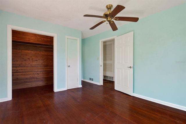 6338 BEECHWOOD AVENUE, Sarasota, FL 34231