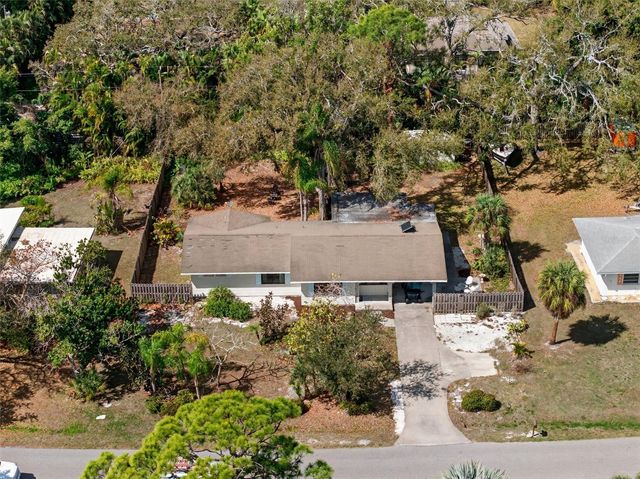 6338 BEECHWOOD AVENUE, Sarasota, FL 34231